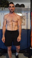 Major Gérald vous montre un des meilleurs exercices pour les abdos !