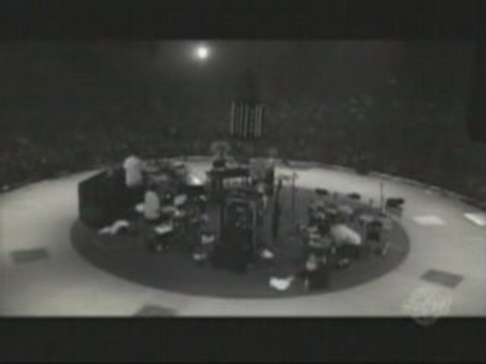 Beastie Boys - Intergalactic + Sabotage live