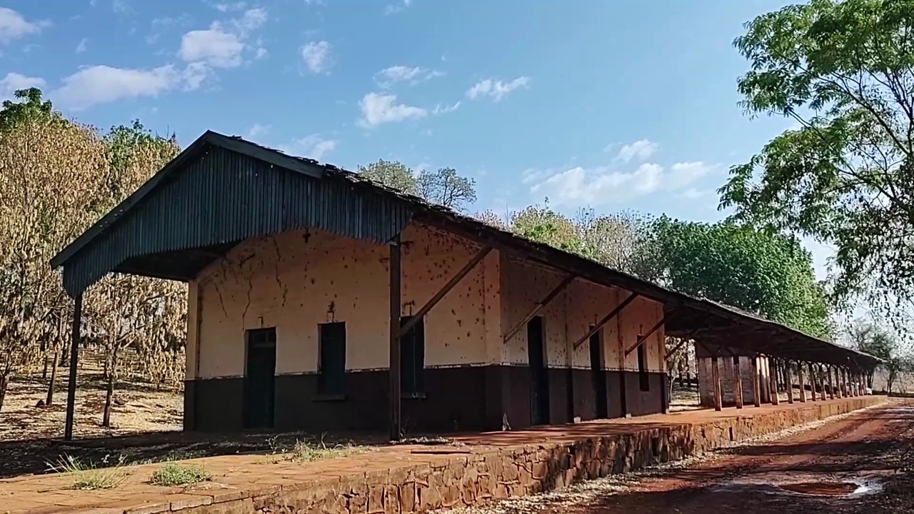 UM LUGAR ONDE ENCONTREI COISAS INUSITADAS E INESPERADAS