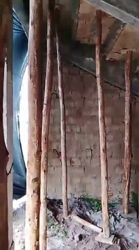 VÍDEO: Após cinco anos interditado e milhões gastos, estádio é reinaugurado com arquibancadas escoradas com madeira 2