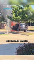 Coincidencia perfecta: Se incendia camioneta enfrente de bomberos