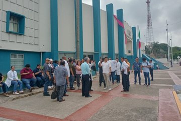 Personal forense de la FGE realiza protestas en Villahermosa, Tabasco, ¿qué exigen? | VIDEO