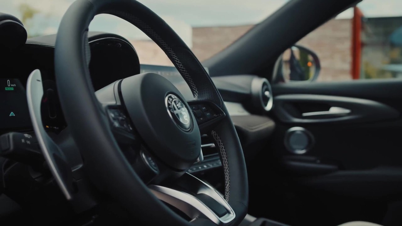 Der neue Alfa Romeo Tonale - Innenraum, der Modernität und Charakter ausstrahlt