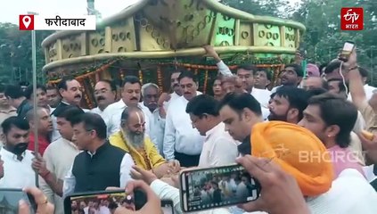 फरीदाबाद में विश्व का सबसे बड़ा दीपक, गिनीज बुक ऑफ वर्ल्ड रिकॉर्ड में दर्ज, दिवाली पर कैबिनेट मंत्री ने किया प्रज्जवलित