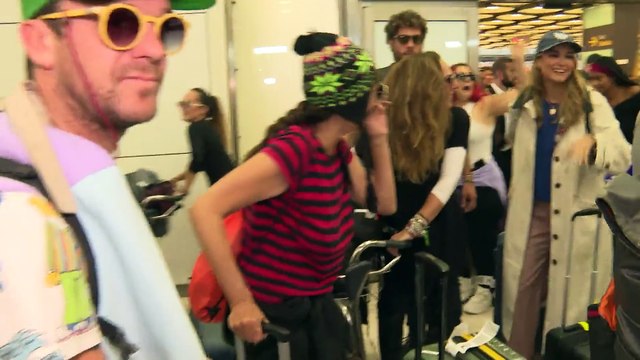 Rocío Carrasco regresa a España tras las grabaciones de 'Hasta el fin de mundo' y lanza un contundente mensaje sobre su hija, Rocío Flores