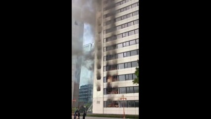 서울 소공동 16층 건물에서 불...1시간 반 만에 완진 / YTN