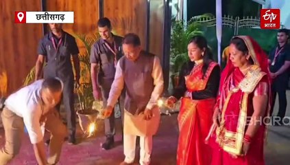 मुख्यमंत्री विष्णुदेव साय ने गृह ग्राम बगिया में परिवार संग मनाई दीपावली, कहा- छत्तीसगढ़ पर बनी रहे मां लक्ष्मी की कृपा