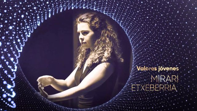Mirari Etxeberria, Raúl Zunzarren y Elvia Gómez optan a ser 'Valores Jóvenes' Navarra Televisión