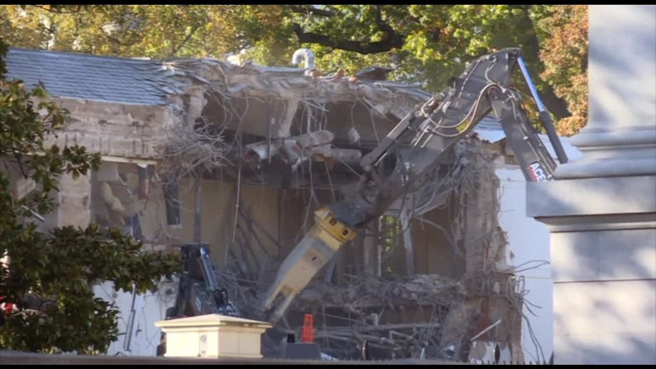 Trump demolisce la East Wing per costruire la nuova sala da ballo