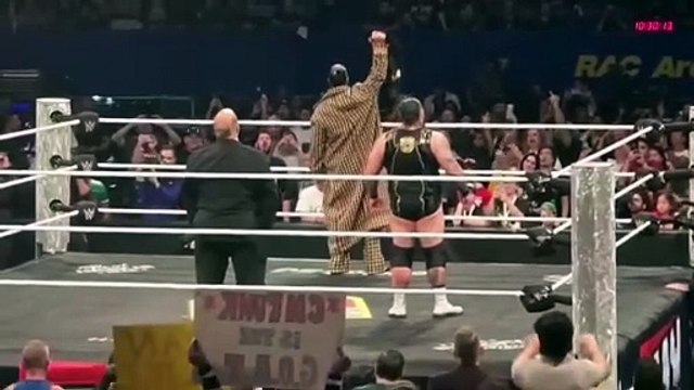 Bron Breakker DESTROYS Seth Rollins - WWE Raw 10/13/2025