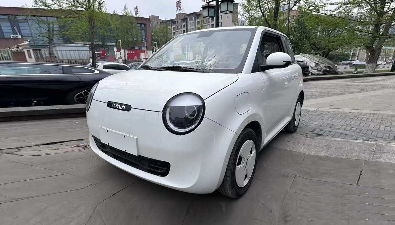Urbaner Elektro-Kleinwagen: Der Eshan A100C im Detail