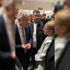 Av. Ersan Barkın Minguzi davasına ara verildiğinde bekleyenler ile konuştu - 2