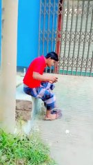 💸 শরিফকে দেখলেই সবাই টাকা দেয়! জানলে অবাক হবেন কারণটা