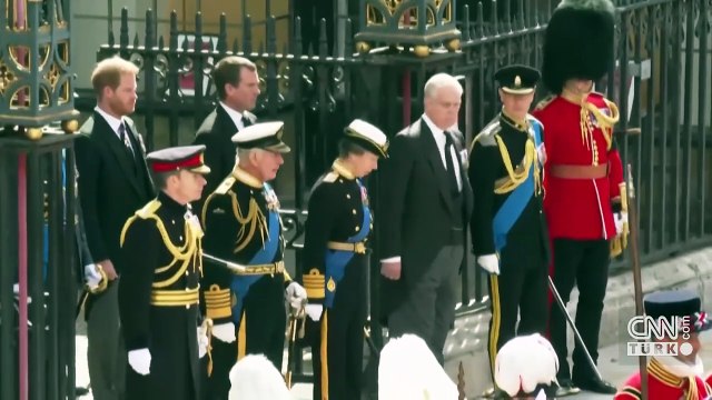 Kraliyet ailesinde 'Epstein' depremi! Prens Andrew yargılanabilir mi?