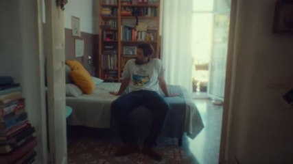 Tommaso Paradiso annuncia il nuovo album: il trailer con Caressa è da brividi