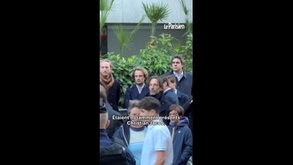 Un bain de foule avant la prison pour Nicolas Sarkozy