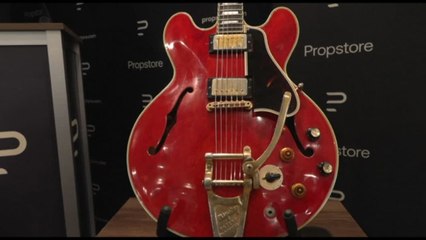 A Londra all'asta la chitarra che fece litigare gli Oasis