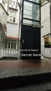 Roberta Gaeta - Nel cuore di Napoli, c’è un giardino segreto che racconta un’altra città. (21.10.25)