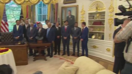 Trump makes bizarre entrance to Oval Office during White House Diwali celebration