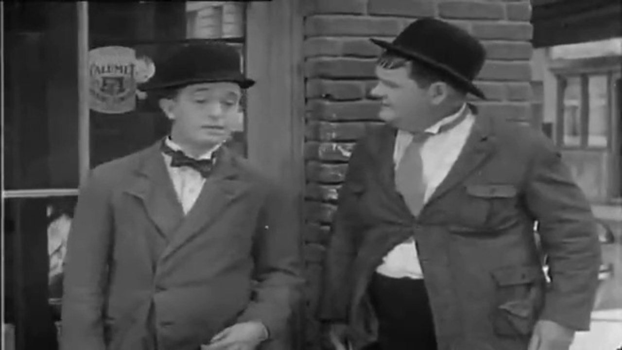 Laurel and Hardy - Any Old Port! (1932).