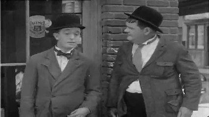 Laurel and Hardy - Any Old Port! (1932).