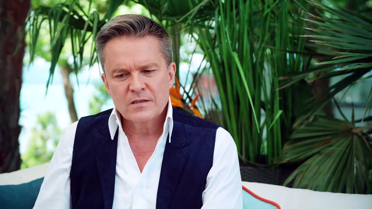 Jedermann liebt Karli Spiehs – Einer Legende auf der Spur | movie | 2017 | Official Trailer