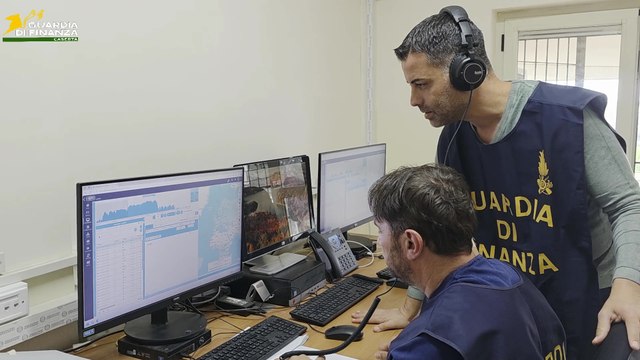 Camorra, blitz contro clan Massaro: arrestati 4 amministratori a Santa Maria a Vico (22.10.25)