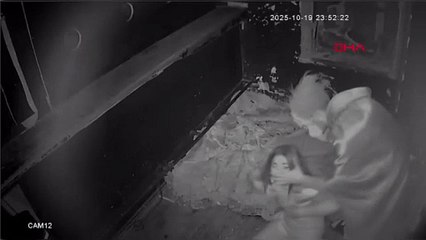 Korku evinde gerçekten dehşeti yaşadı! Genç kadınının başına gelmeyen kalmadı