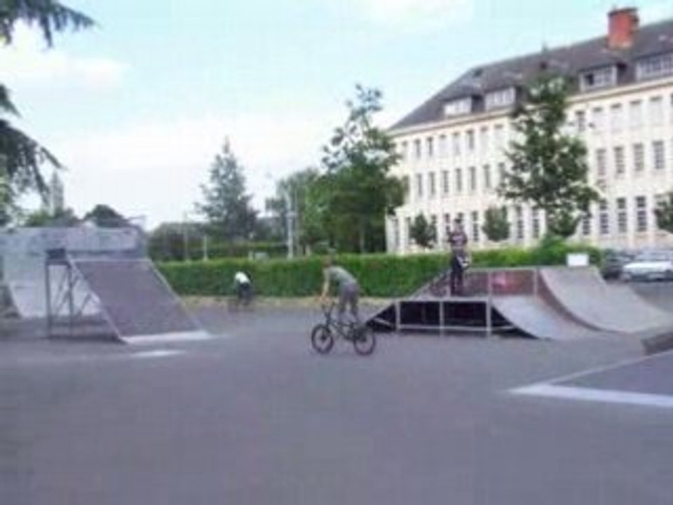100_1605