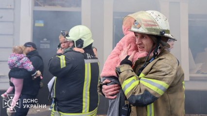 Rusia ataca diez regiones de Ucrania con drones y mata a varios niños en Kiev