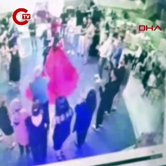 Düğün salonundaki dev avize, pistte dans eden gelinin üzerine düştü