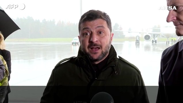 Zelensky: Congelare la guerra sulla linea del fronte e' un buon compromesso