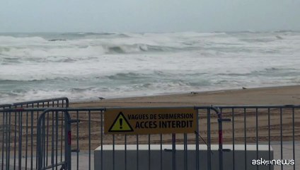 Venti a 100km e feriti, la tempesta Benjamin spazza la Francia