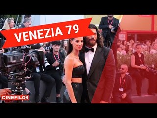 Can Yaman e Francesca Chillemi sul red carpet di Venezia 79