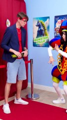 🧀 She Turned Chips Into Jewelry to Sneak Snacks In! 😂 Drop a 😱 if you’d try it!