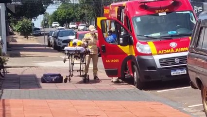 Ciclista sofre acidente no Centro de Cascavel