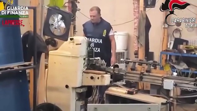 Torino, sequestrate 250 tonnellate di tabacchi lavorati di contrabbando