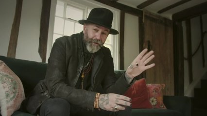 Celebrity Help! My House Is Haunted Season 2 Episode 1