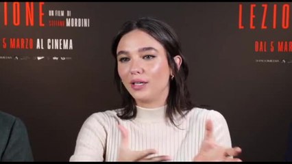 Accorsi e De Angelis nelle dinamiche dello stalking in "La lezione"