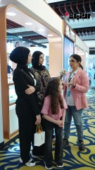 كابشن: هل تعطينه ذهبك… ولا تحتفظين فيه للزمن؟ سألنا البنات اذا زوجك طلب ذهبك ..وكان الجواب فيه مفاجآت!