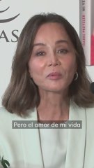Isabel Preysler presenta su autobiografía “Mi verdadera historia”