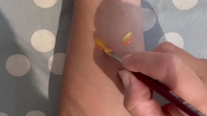 Artist creates striking face-painting of Derpy from KPop Demon Hunters in cool tutorial