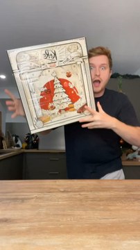 Calendrier de l'Avent KoRoUn des rares calendriers de l'avent 2025 avec 24 cases différentesEntre bretzels au chocolat noir, chips de fraise, barres protéinées ou pâtes à tartiner noisette, il y en a pour tous les goûts