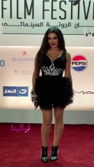 إطلالة سامية الطرابلسي من العرض الخاص لفيلم -السادة الأفاضل- من مهرجان الجونة السينمائي-