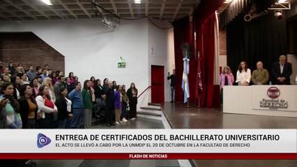 ENTREGA DE CERTIFICADOS DEL BACHILLERATO UNIVERSITARIO