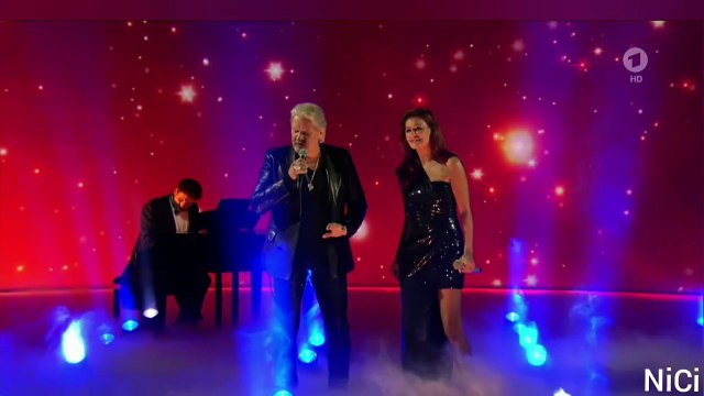 Andrea Berg & Johnny Logan - Never Walk Alone ( Klein gegen Groß 2022)