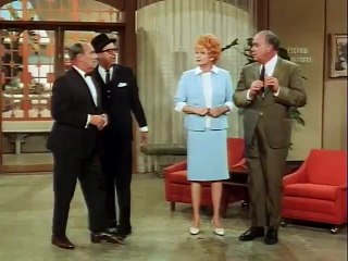The Lucy Show ｜TV-1966｜ LUCY AND THE EFFICIENCY EXPERT ｜S5E13