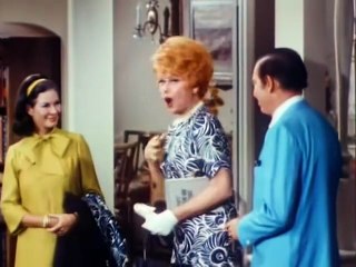 The Lucy Show ｜TV-1967｜ LUCY MEETS THE BERLES ｜S6E1