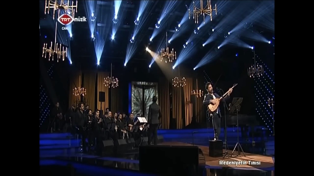 Uğur Işılak - Yalnızım Bu Ellerde