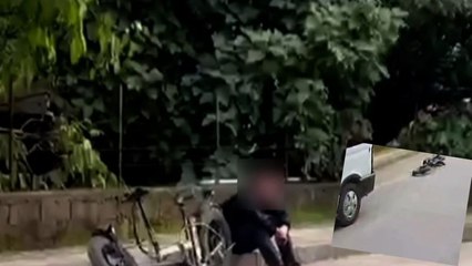 Bisikletli çocuk, geri manevra yapan minibüsün altında kalmaktan son anda kurtuldu: O anlar kamerada